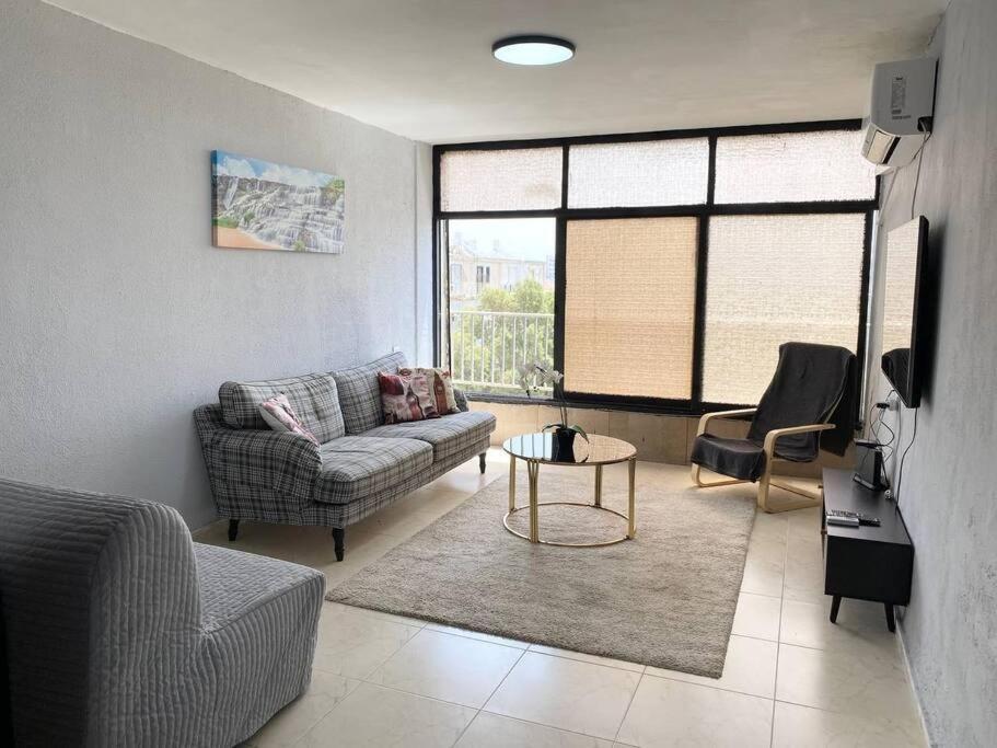 Apartment On The Mermaid Beach Qiryat Yam Dış mekan fotoğraf