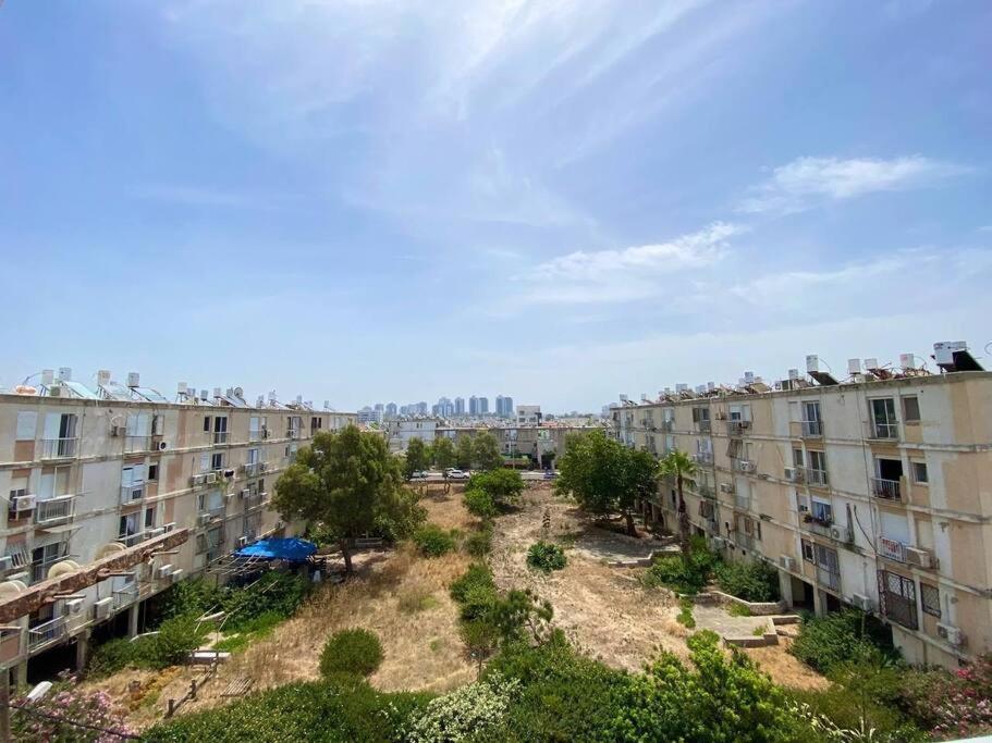 Apartment On The Mermaid Beach Qiryat Yam Dış mekan fotoğraf