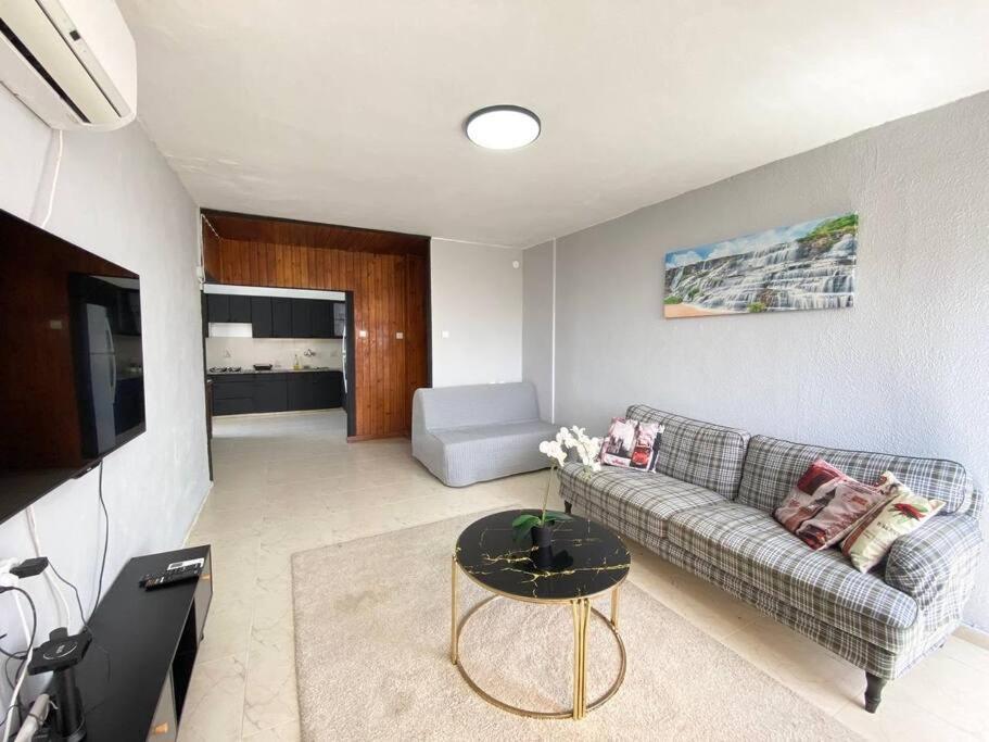 Apartment On The Mermaid Beach Qiryat Yam Dış mekan fotoğraf