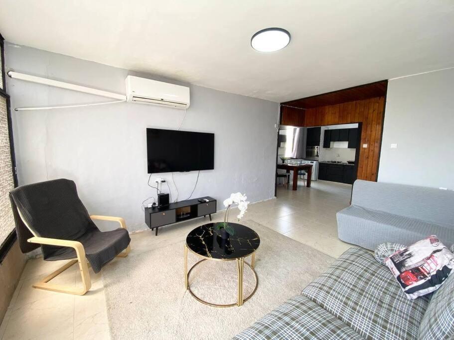 Apartment On The Mermaid Beach Qiryat Yam Dış mekan fotoğraf